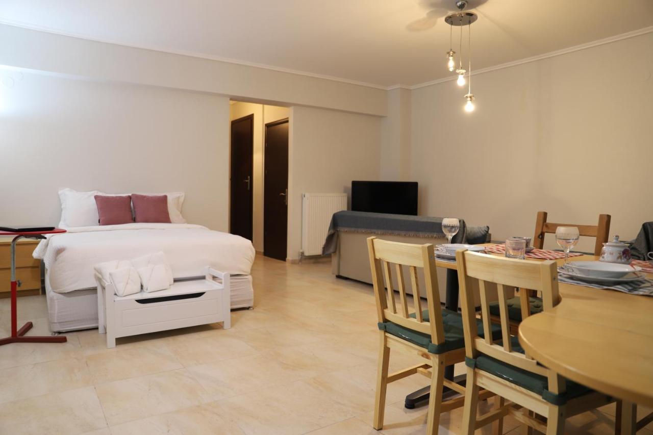 New Stylish And Cozy Apartment Krani Buitenkant foto