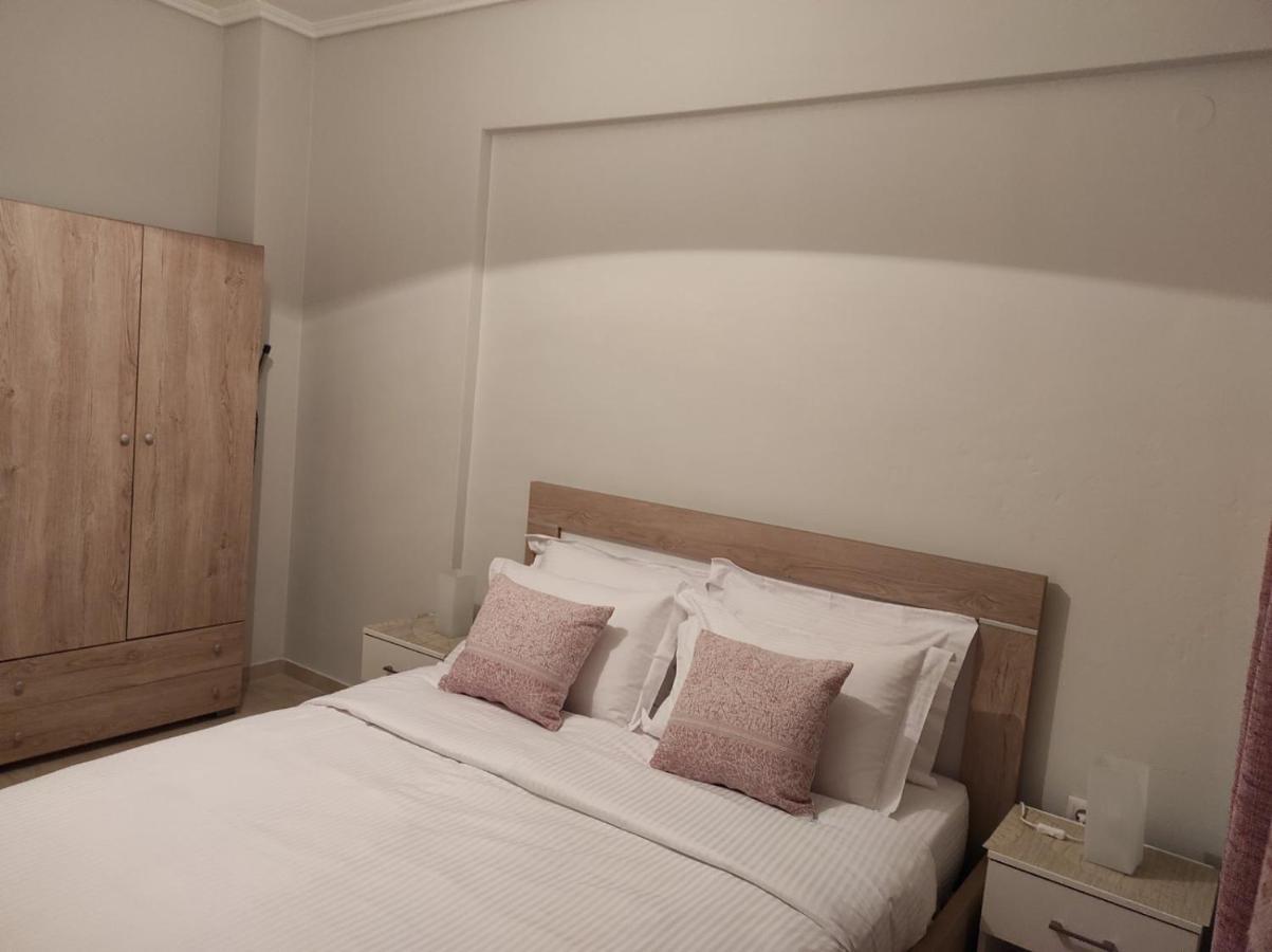 New Stylish And Cozy Apartment Krani Buitenkant foto